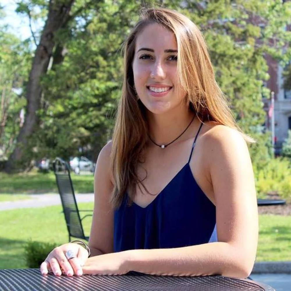 Meet your Posher, Julia